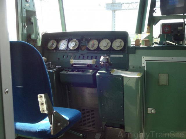 185-cockpit